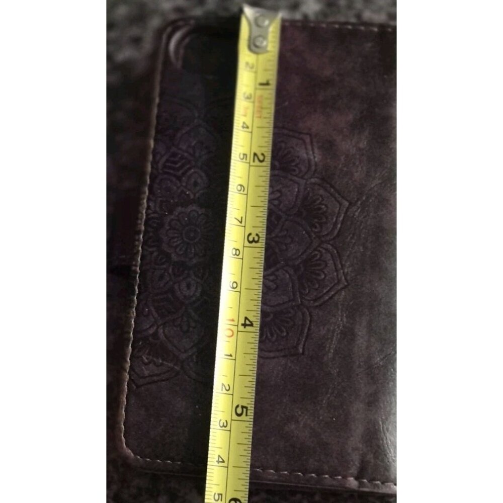 Vintage Hand Tooled Brown Boho Design Leather Wristlet Wallet - Picture 9 of 9